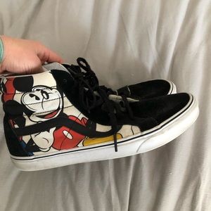 Men’s Mickey & Friends Disney Vans
